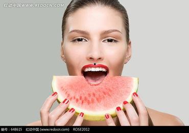 吃瓜美女合集图片,吃瓜美女合集视觉盛宴